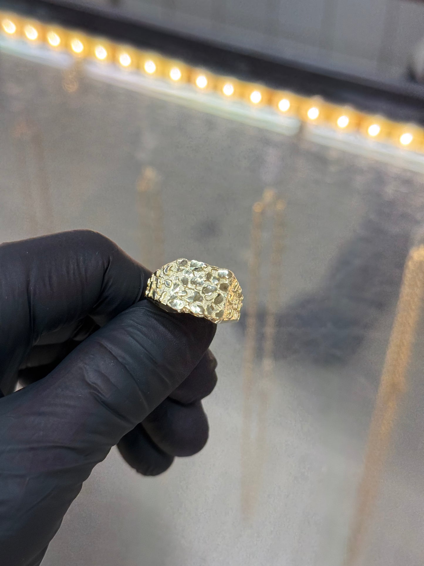 10k Gold Nugget Style Ring size 10