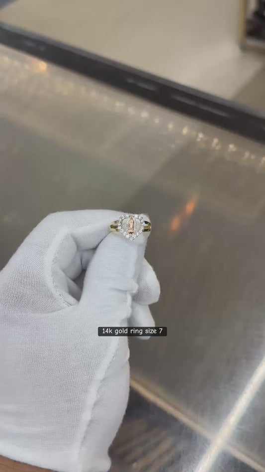14k gold ring size 7 w/cz